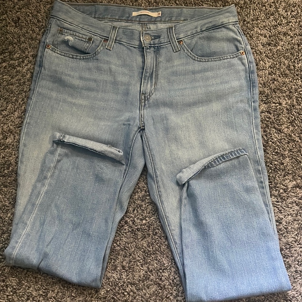 Levi boyfriend crop Jean